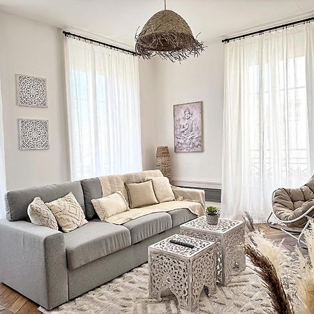 Suite Cinnabar Oullins Bagian luar foto