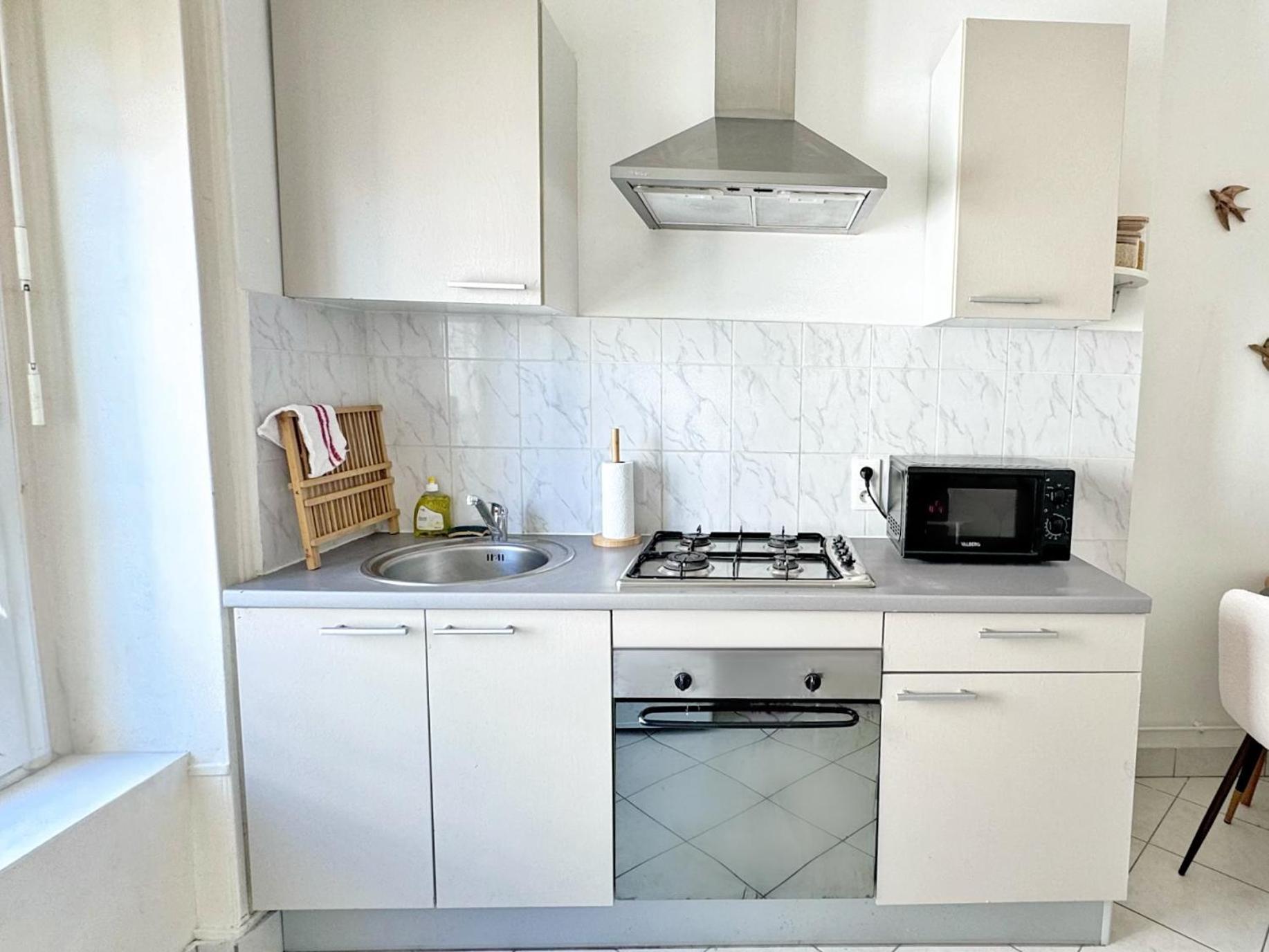 Suite Cinnabar Oullins Bagian luar foto