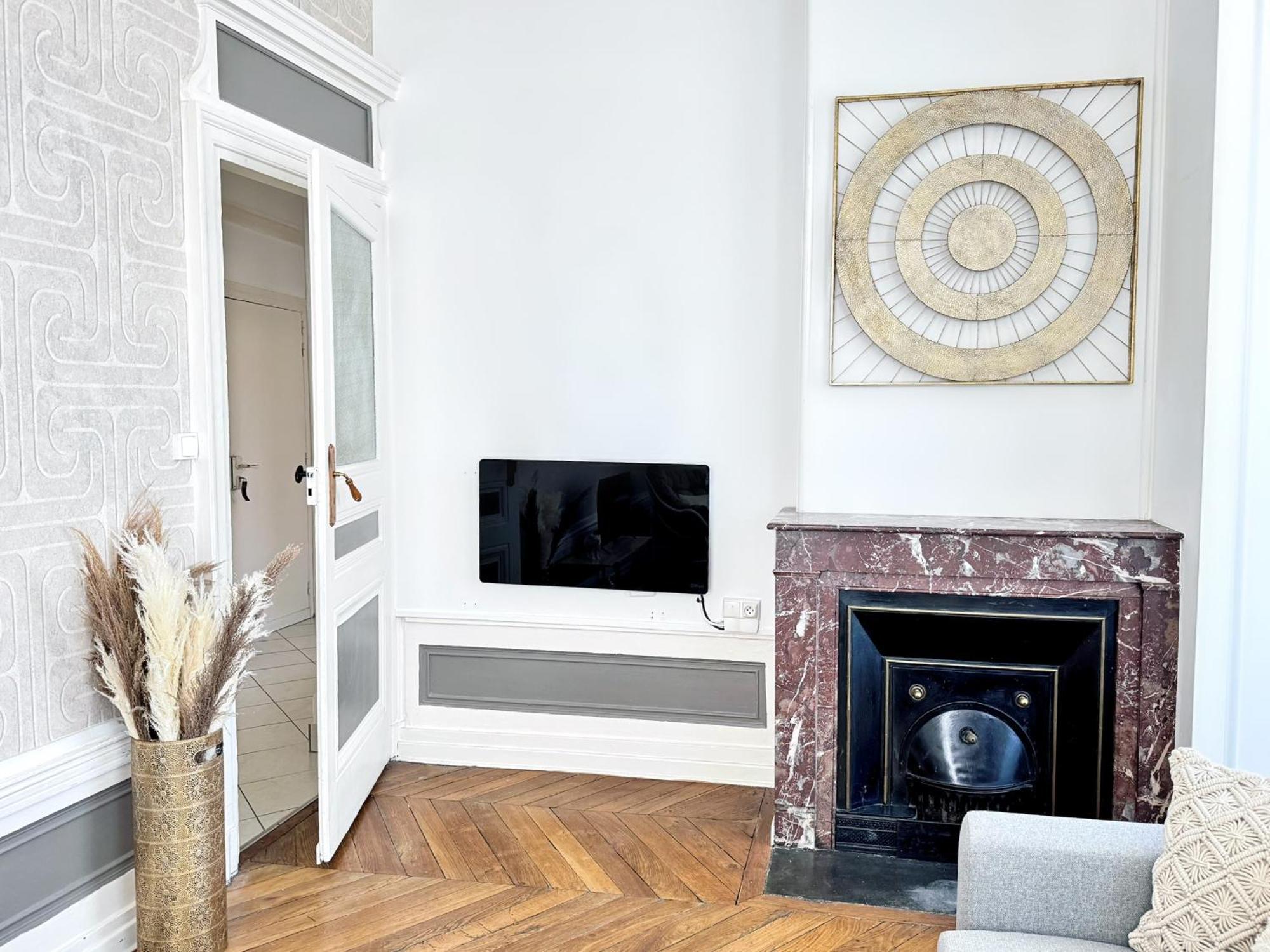 Suite Cinnabar Oullins Bagian luar foto