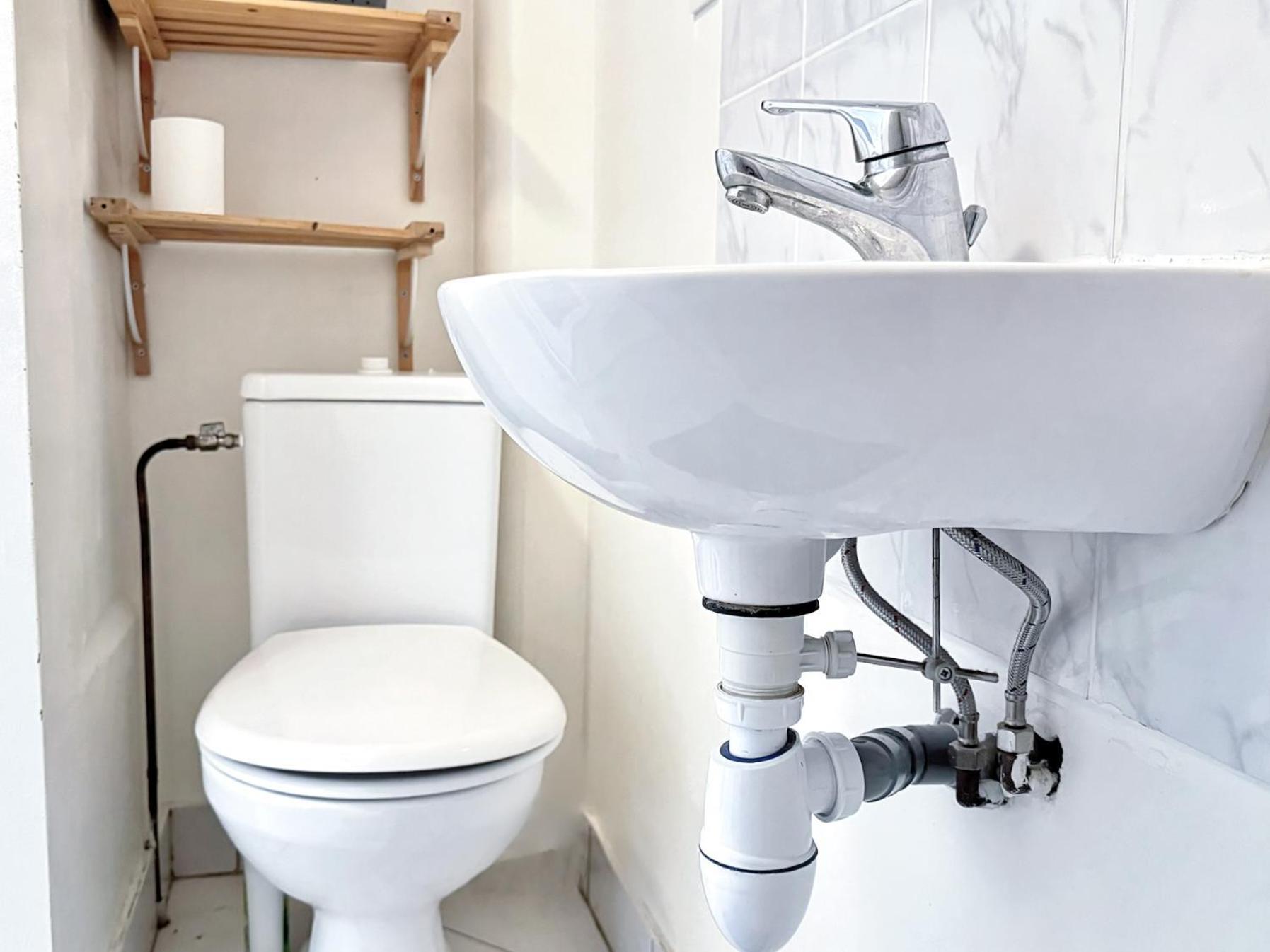 Suite Cinnabar Oullins Bagian luar foto
